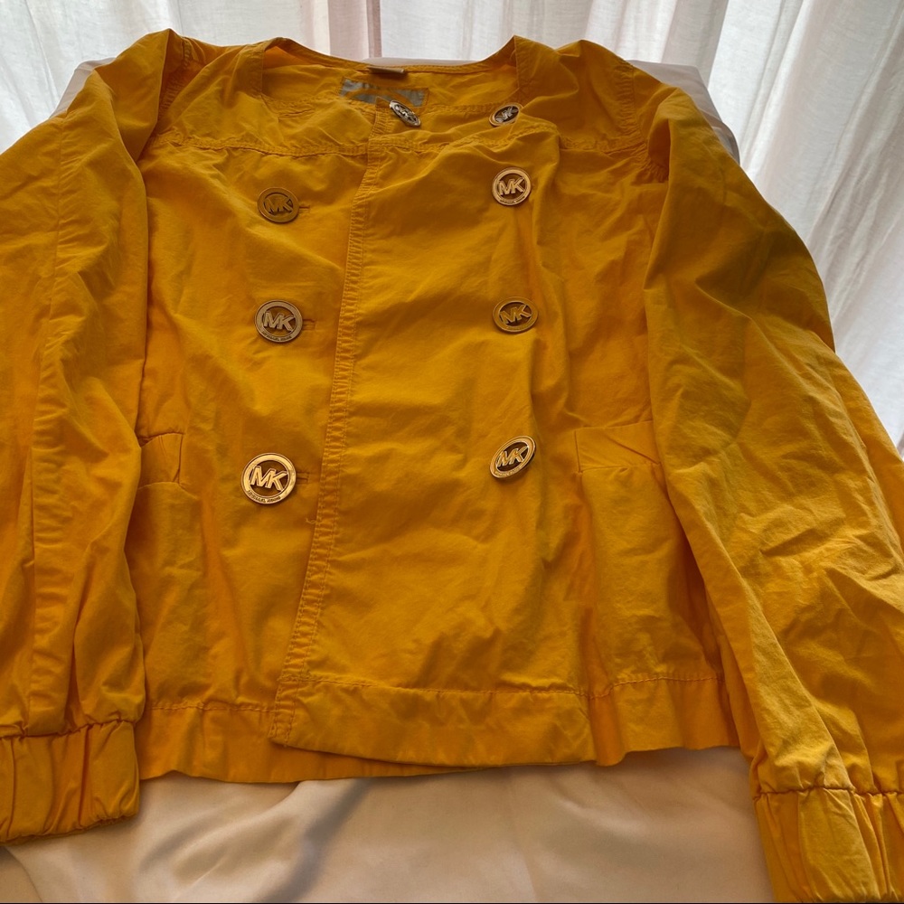 Jacket - Picture 3 of 4